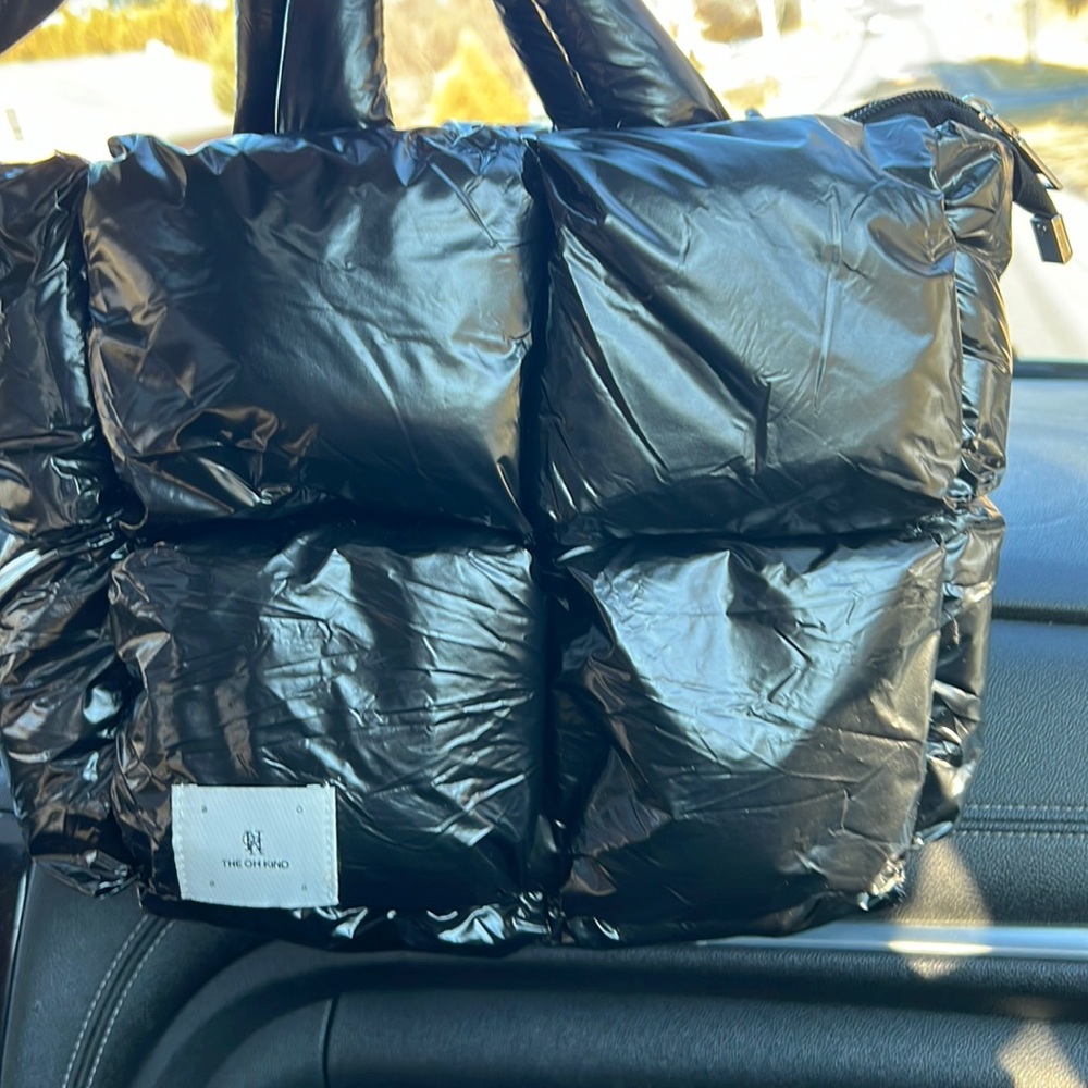 Puff bag. The Oh Kind. Brand new. Got 2 for a gift, trying to sell one of them.